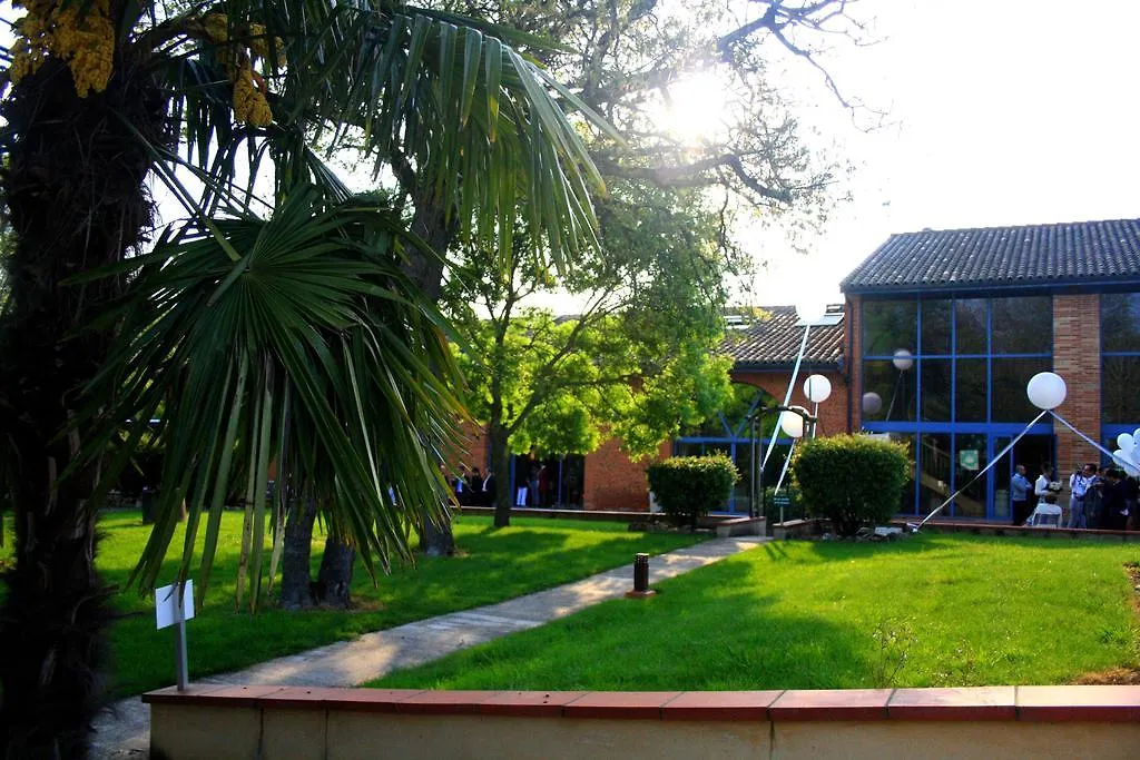 Les Ecuries De La Tour Hotel Mondonville France