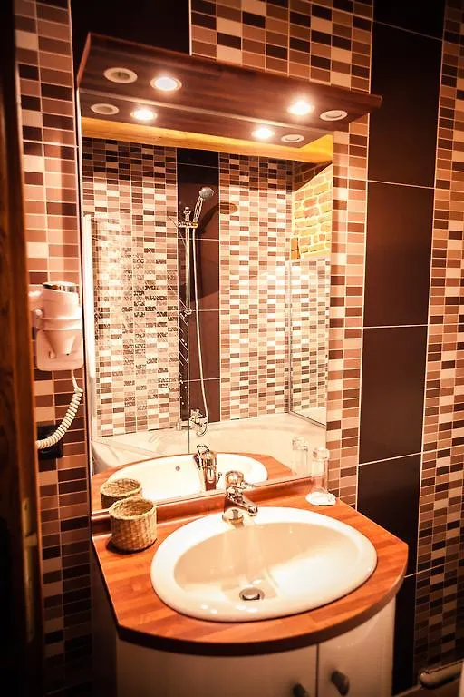 Les Ecuries De La Tour Hotel Mondonville