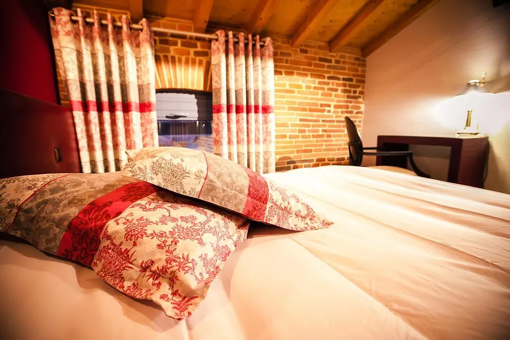 Les Ecuries De La Tour Hotel Mondonville 3*,